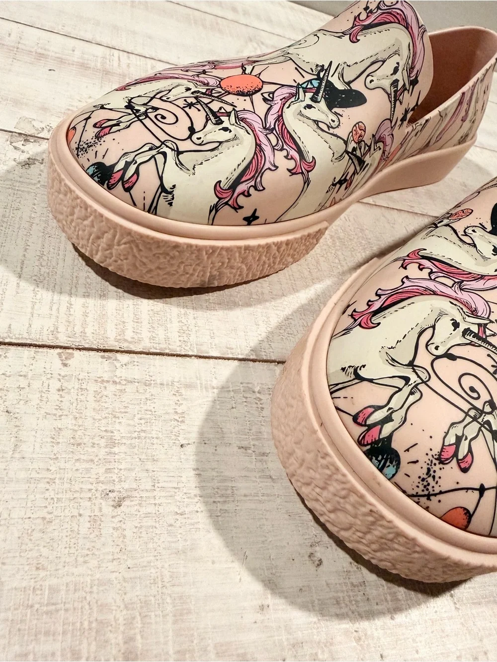 Melissa pink ground